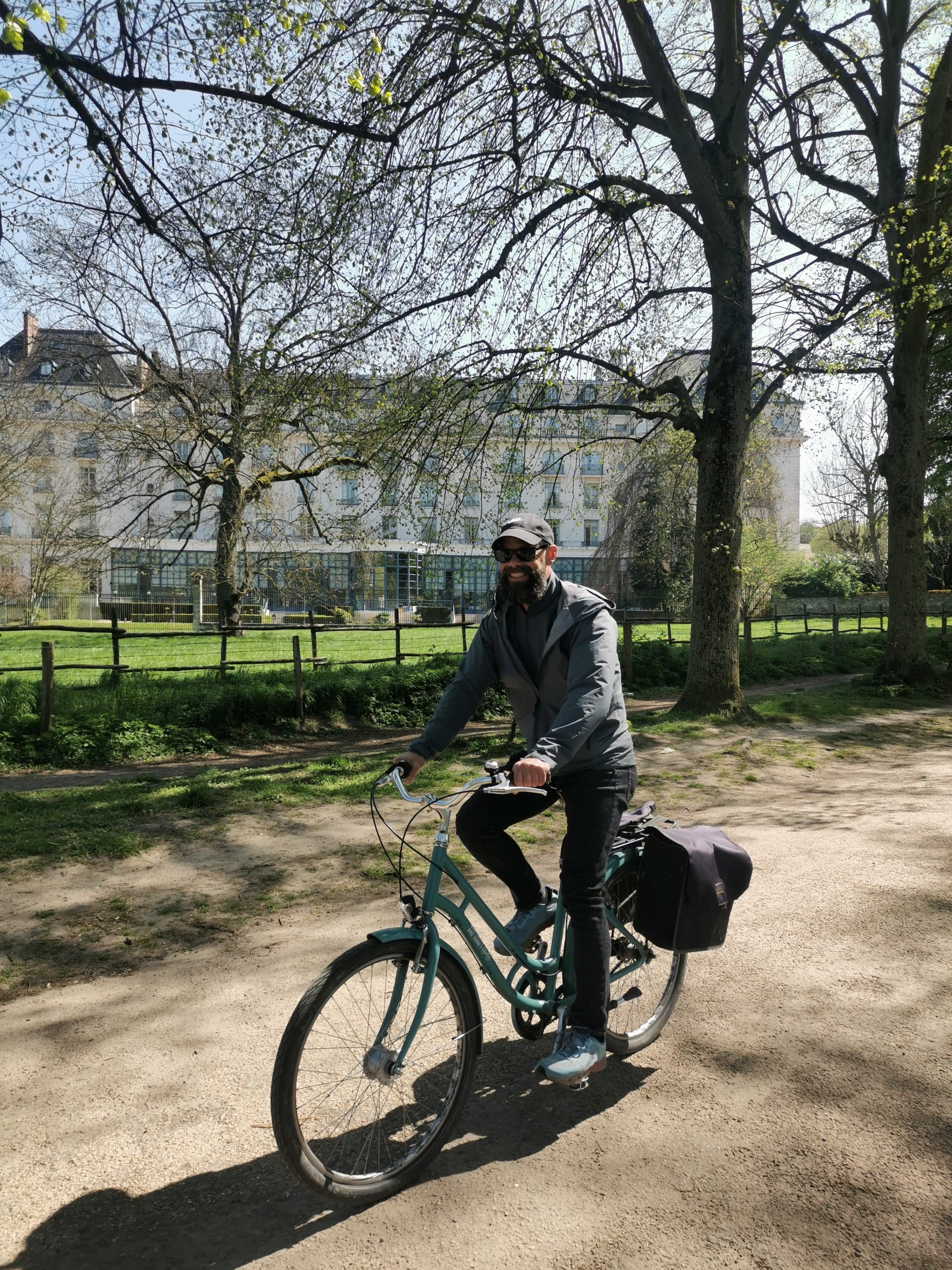 Versailles Bike Private Tour UGC Clara 1