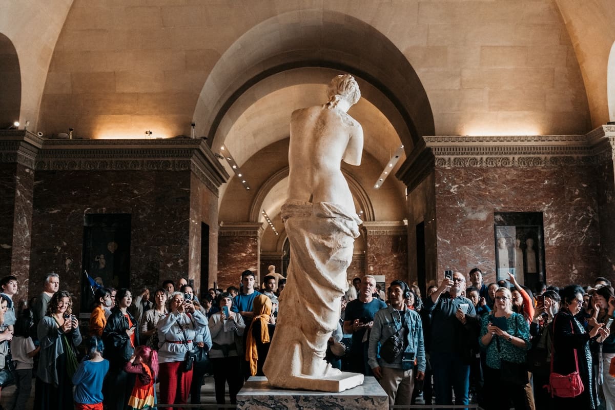 Boutique Tours - Private Louvre Masterpieces Tour in Paris 13