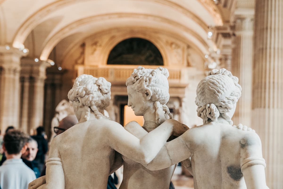 Boutique Tours - Private Louvre Masterpieces Tour in Paris 16