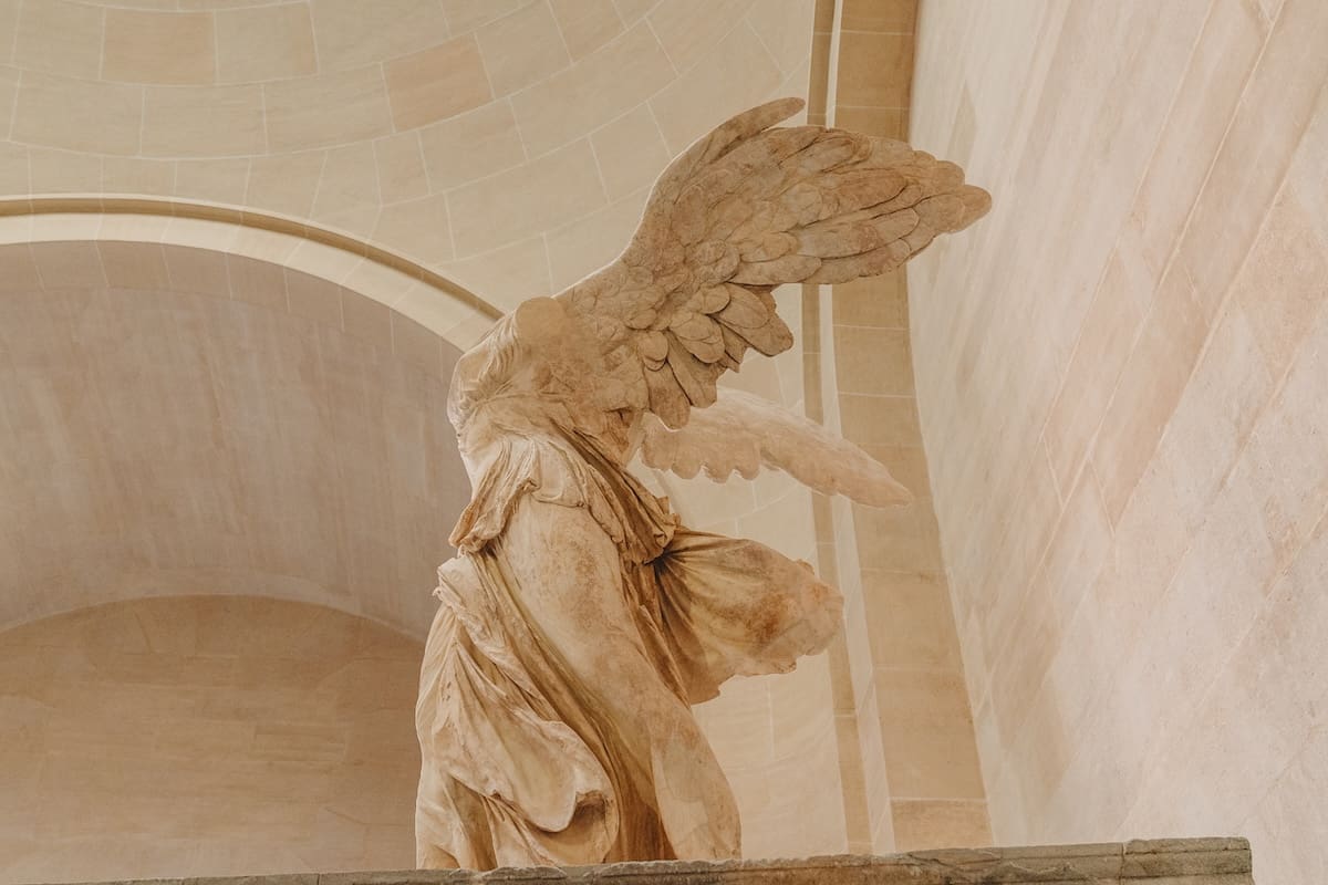 Boutique Tours - Private Louvre Masterpieces Tour in Paris 24