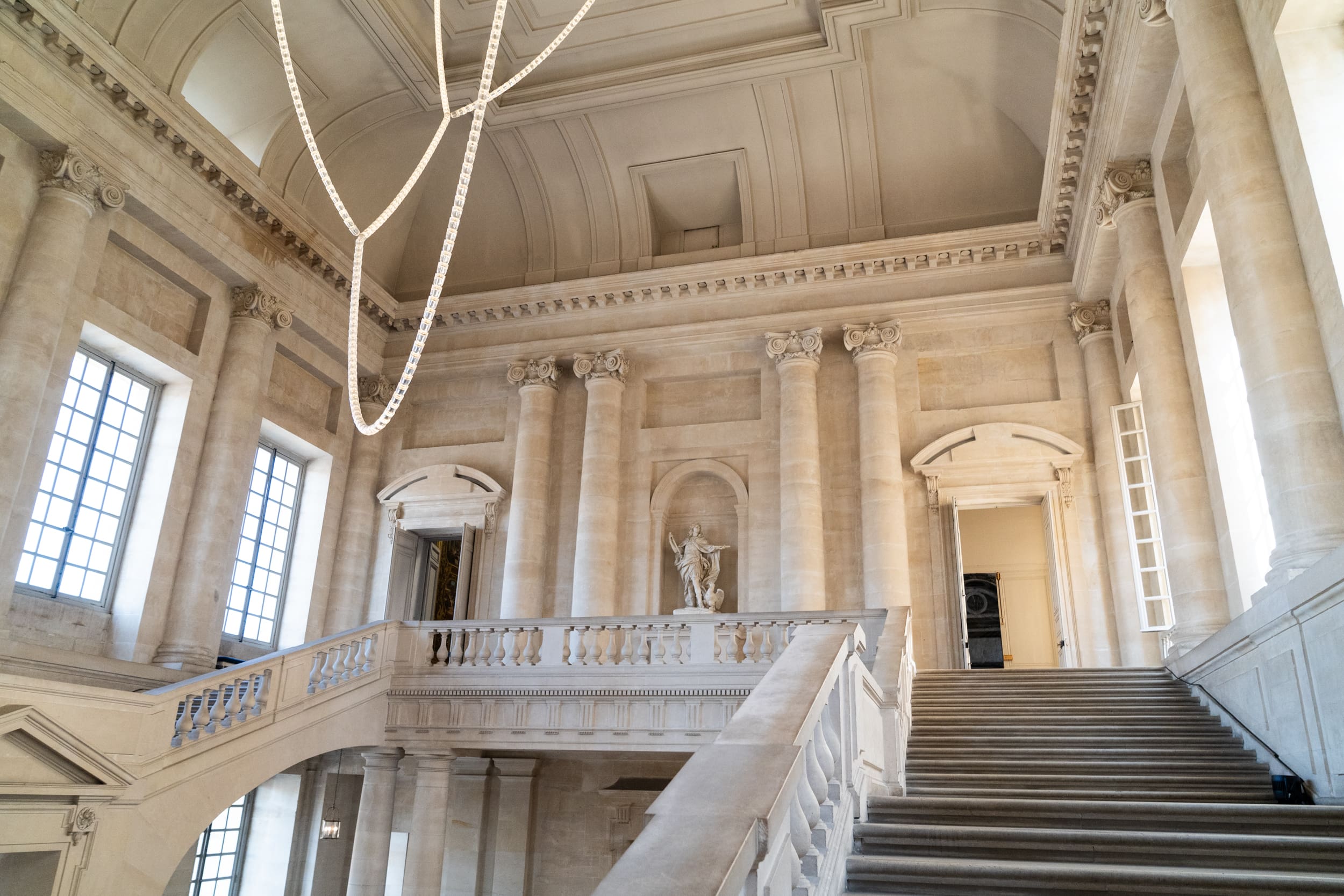 Entry Hall Stairwell 6
